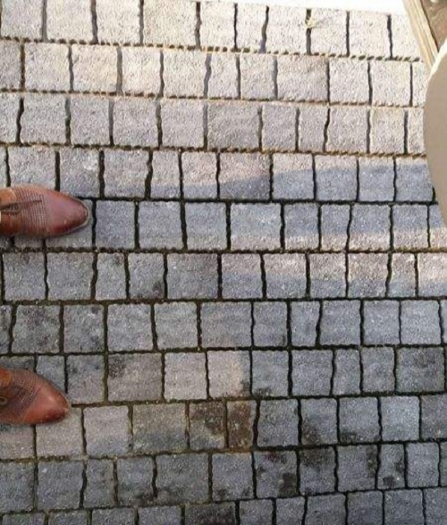 ש